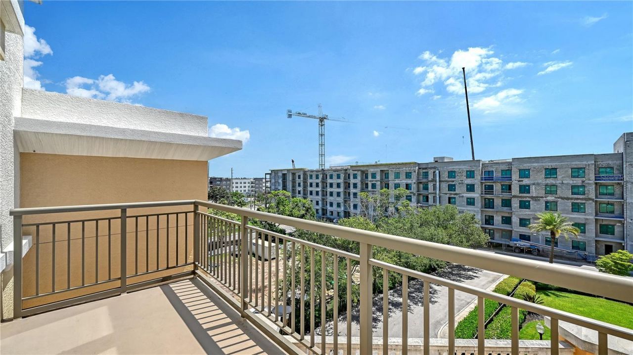 800 N Tamiami Trail , Unit 321, Sarasota, FL 34236 Photo