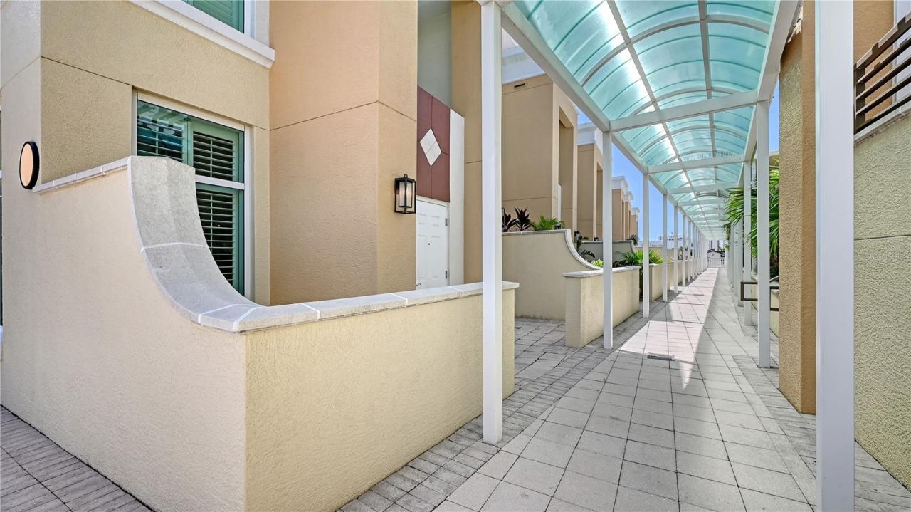 800 N Tamiami Trail , Unit 321, Sarasota, FL 34236 Photo