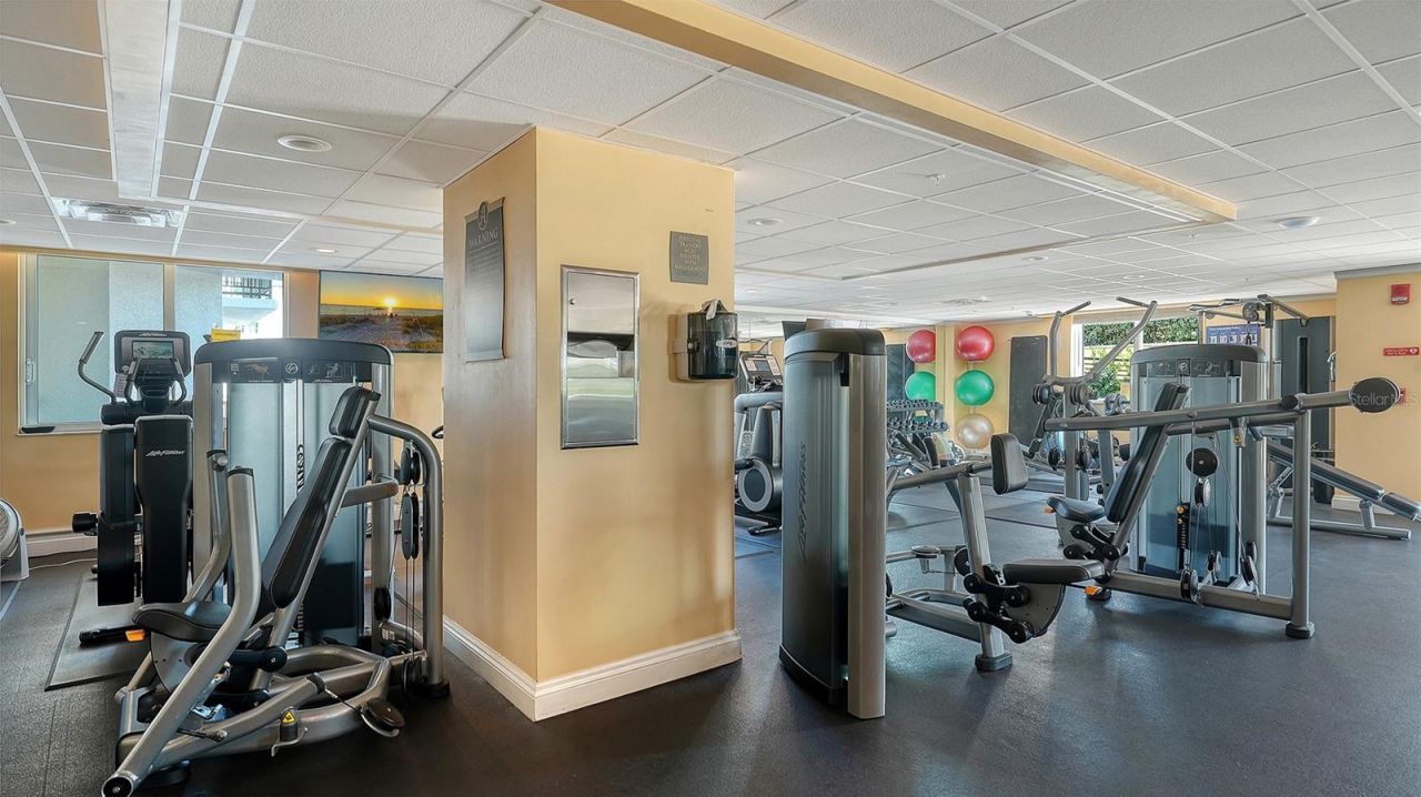 800 N Tamiami Trail , Unit 321, Sarasota, FL 34236 Photo