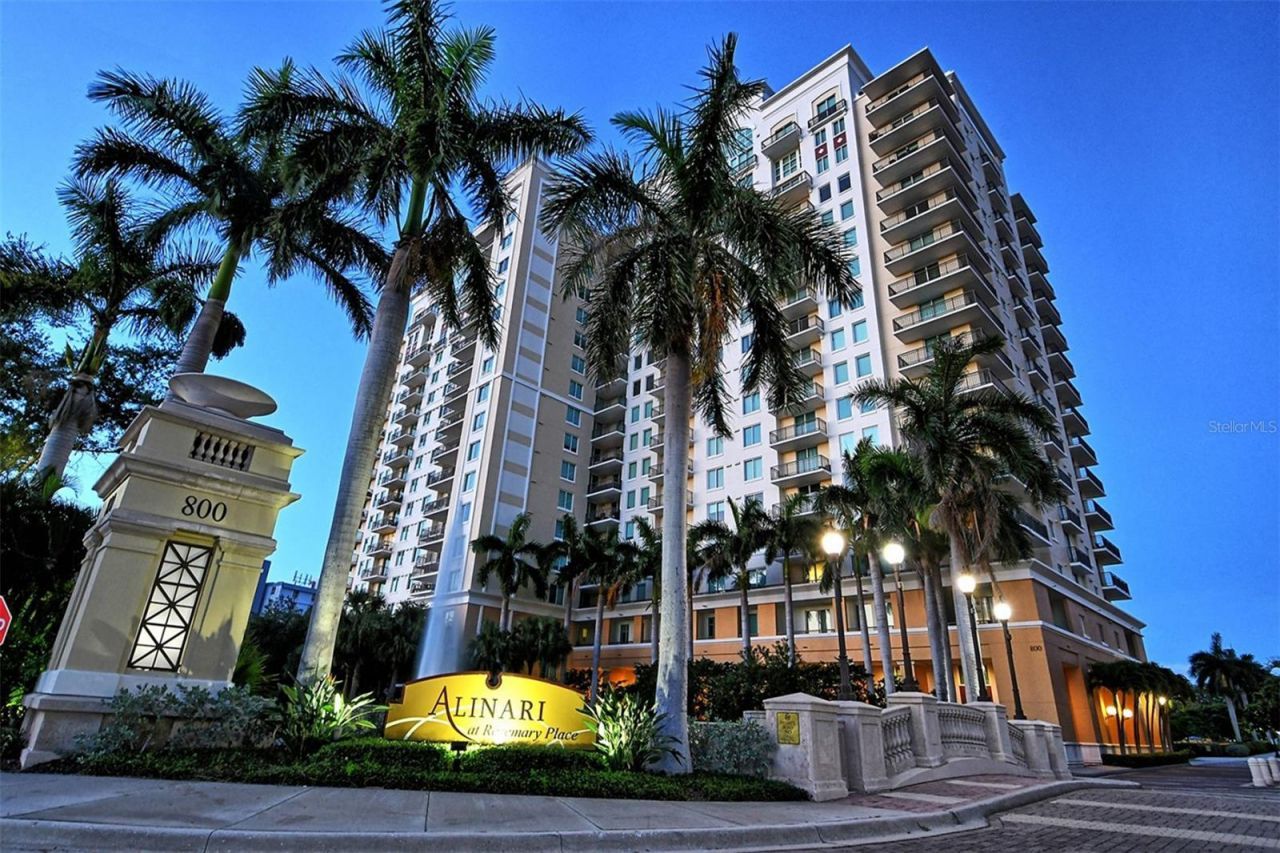 800 N Tamiami Trail , Unit 321, Sarasota, FL 34236 Photo