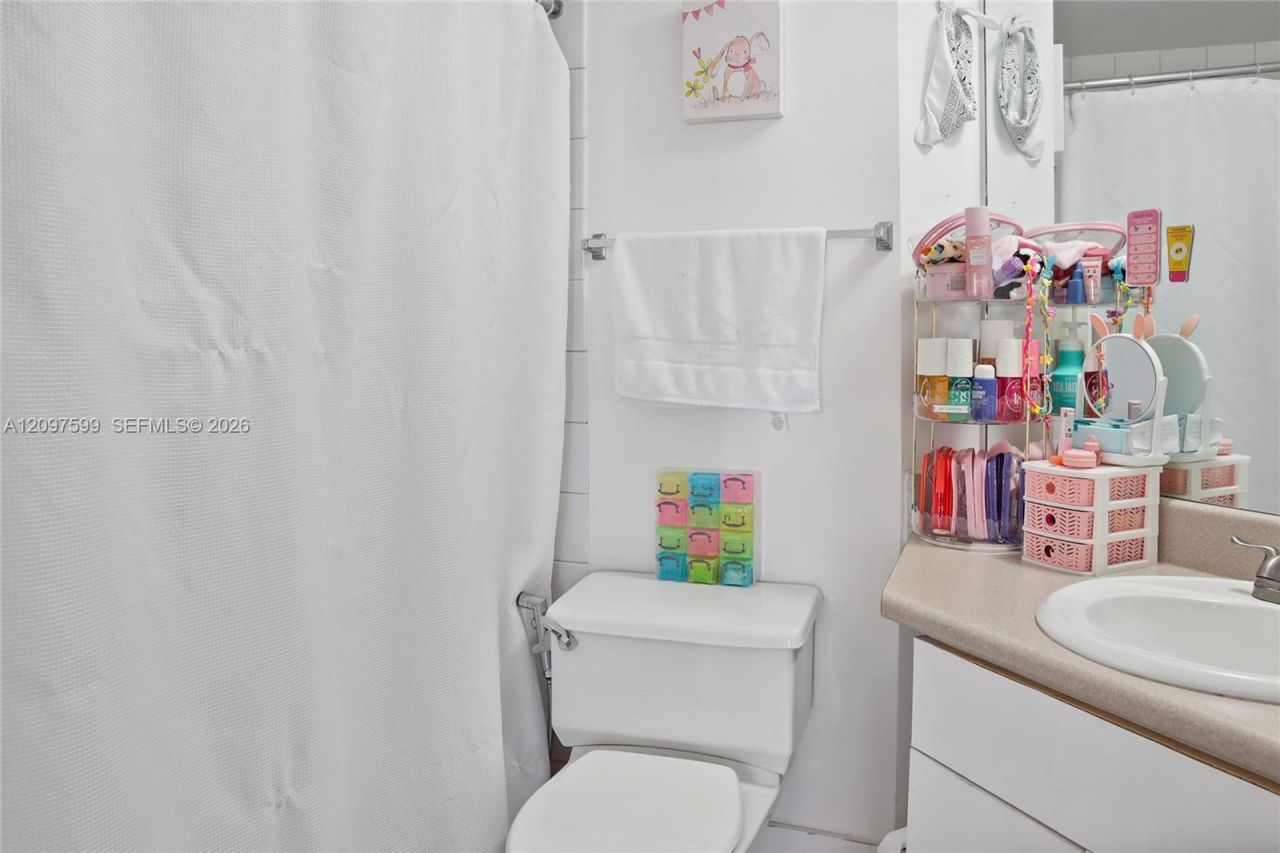 701 Brickell Key Blvd , Unit 2309, Miami, FL 33131 Photo