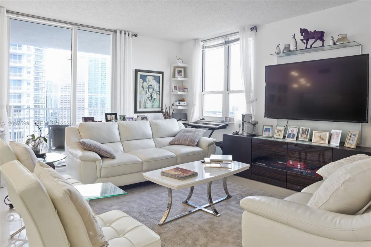 701 Brickell Key Blvd , Unit 2309, Miami, FL 33131 Photo
