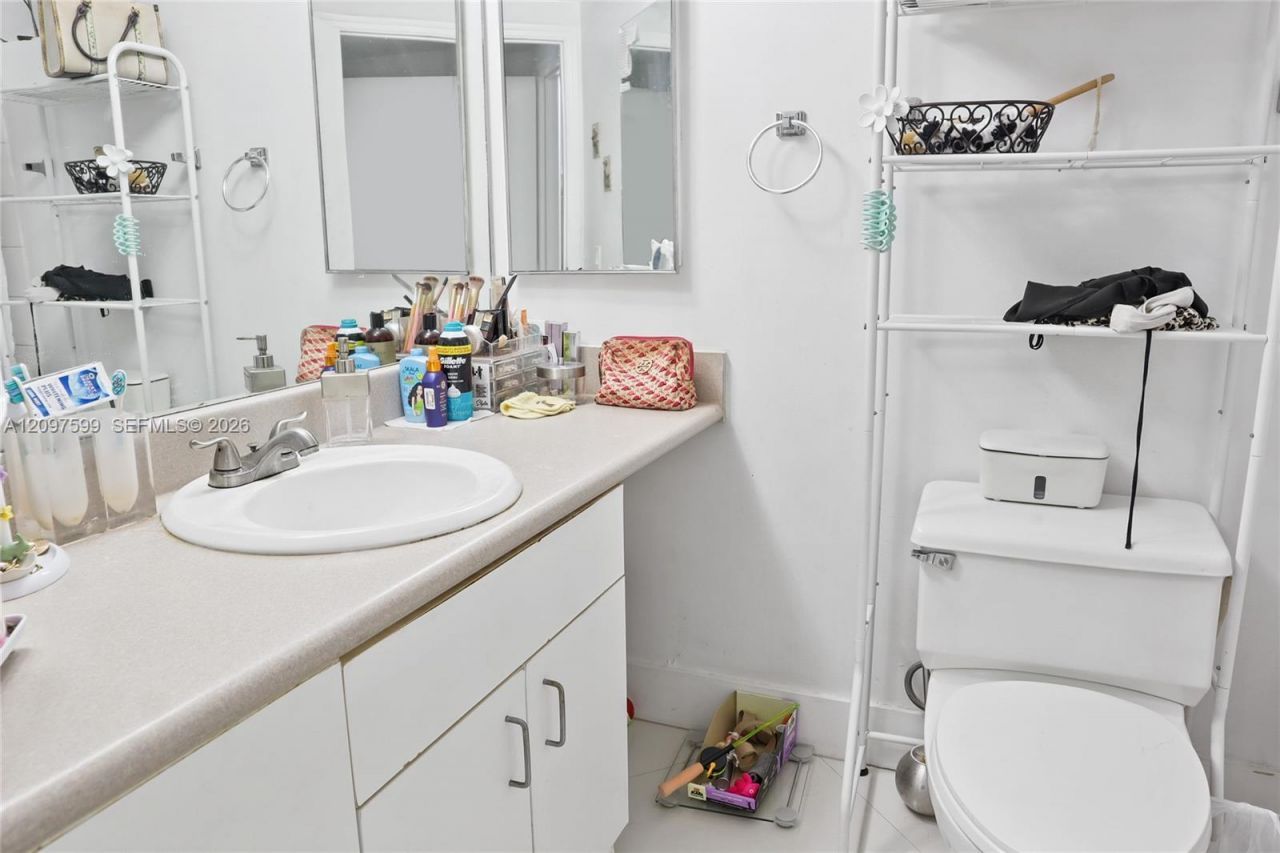 701 Brickell Key Blvd , Unit 2309, Miami, FL 33131 Photo