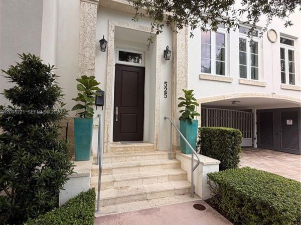 525 Anastasia Ave , Unit 525, Coral Gables, FL 33134