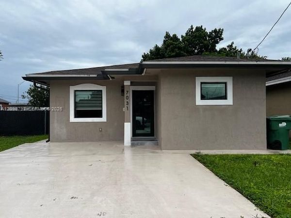 7031 NW 20th Ave , Miami, FL 33147