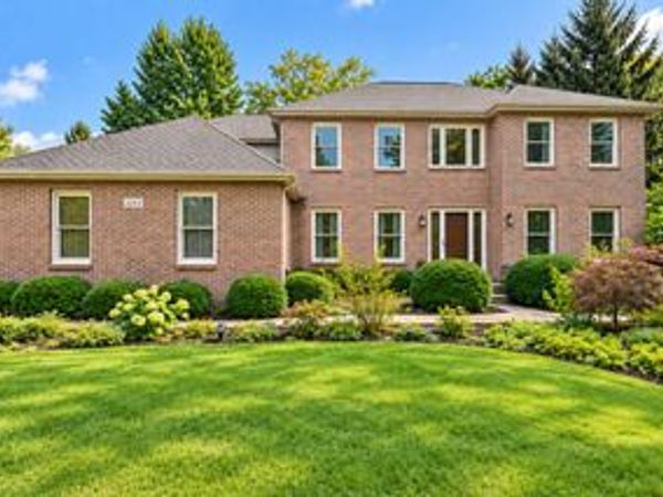 1263 Williamsburg Lane , Crystal Lake, IL 60014