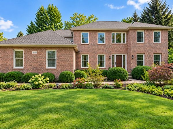 1263 Williamsburg Lane , Crystal Lake, IL 60014