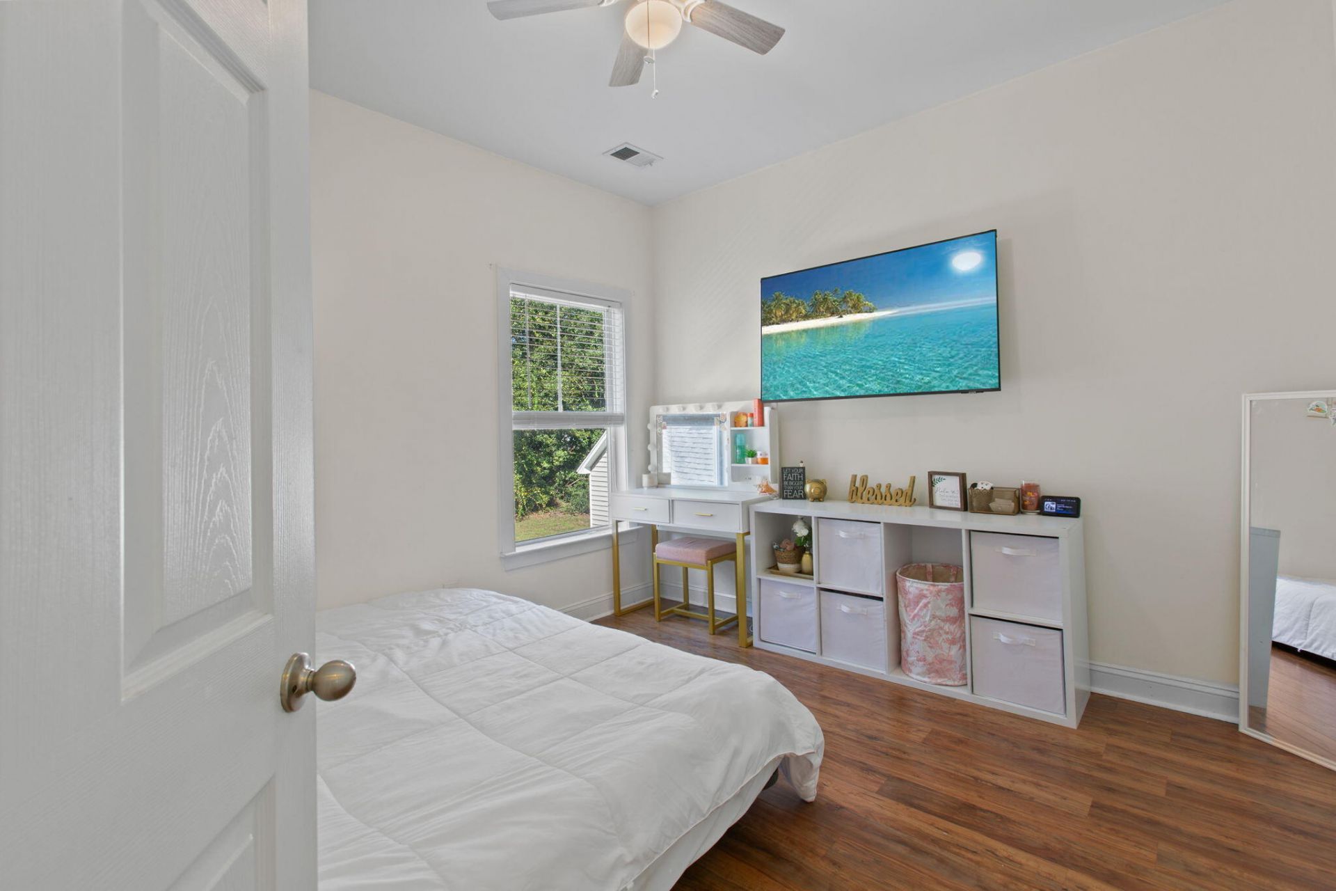156 Pavilion Street Photo 19