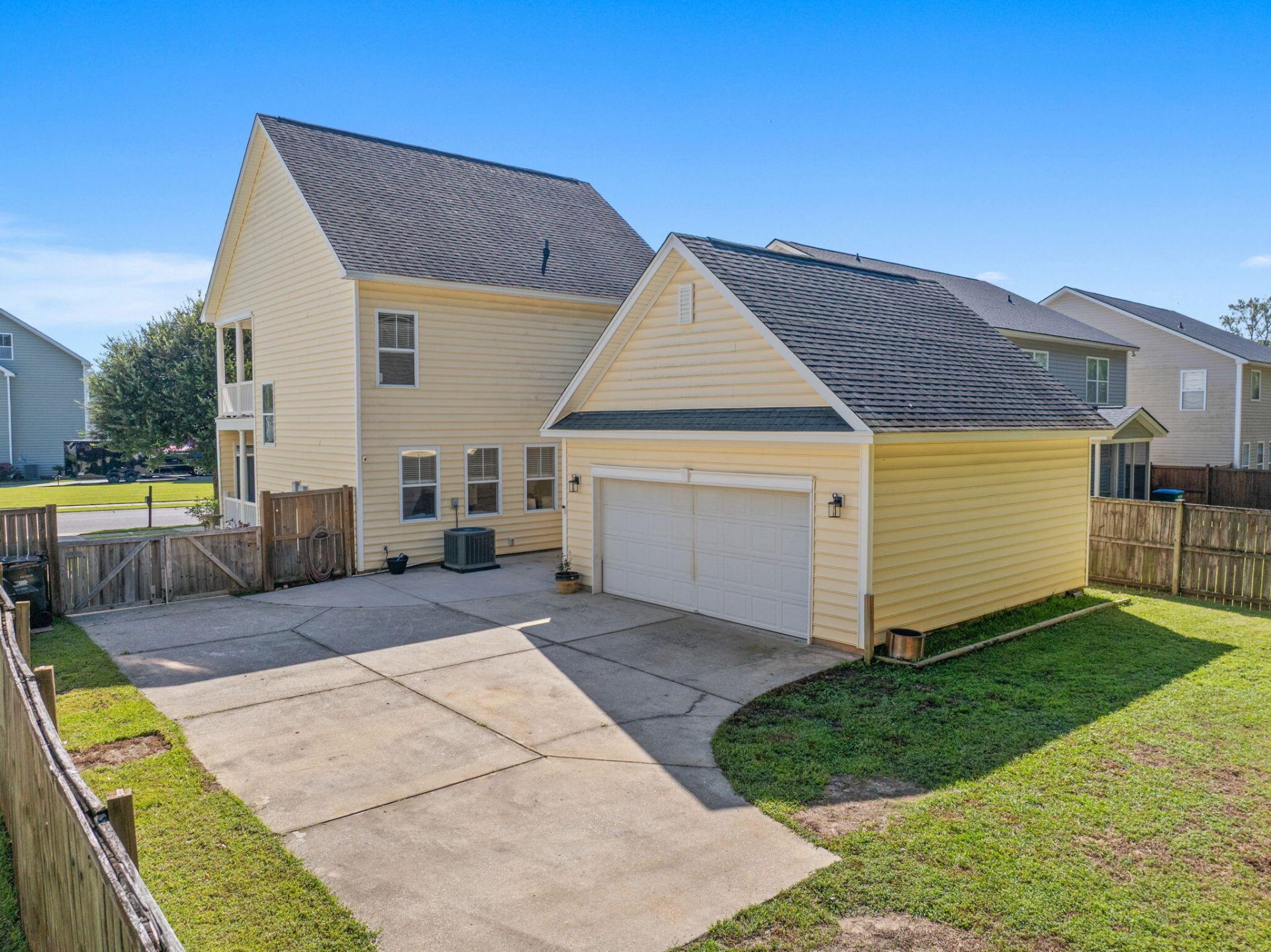 156 Pavilion Street Photo 4