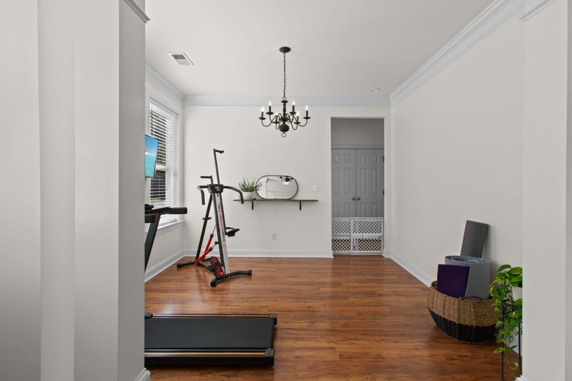 156 Pavilion Street Photo 7