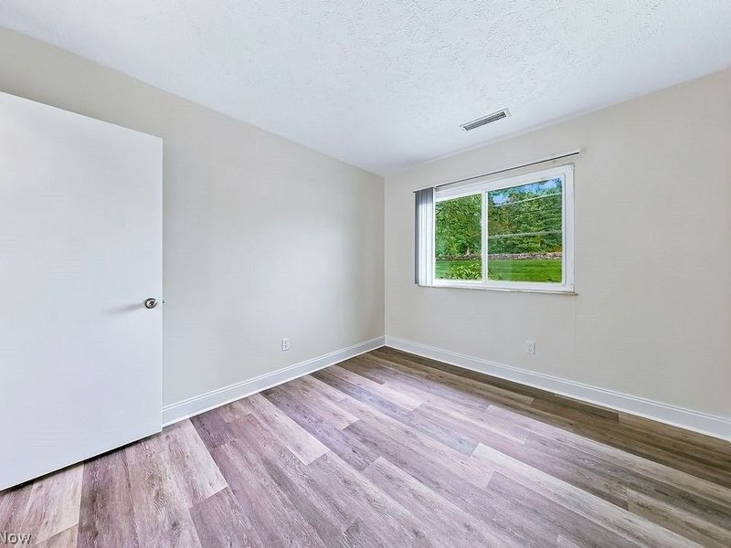 2033 Carlile Drive, Uniontown, OH 44685 Photo 21