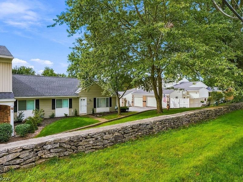 2033 Carlile Drive, Uniontown, OH 44685 Photo 25