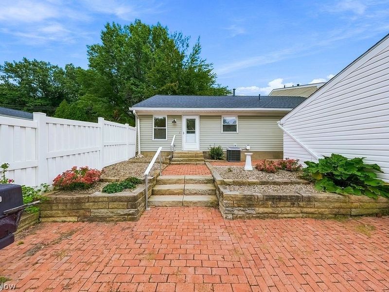 2033 Carlile Drive, Uniontown, OH 44685 Photo 44