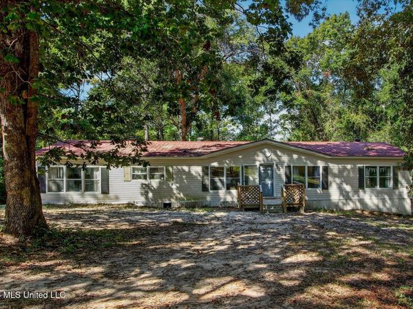21918 Saucier Fairley Road, Saucier, MS 39574