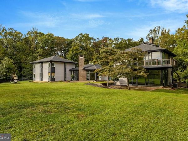125 COMMONAGE DRIVE, GREAT FALLS, VA 22066