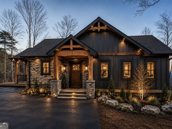 2 Linderhof Lane, Clayton, GA 30525