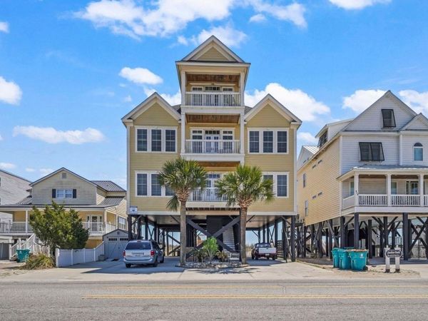 132 N Waccamaw Dr. , Murrells Inlet, SC 29576