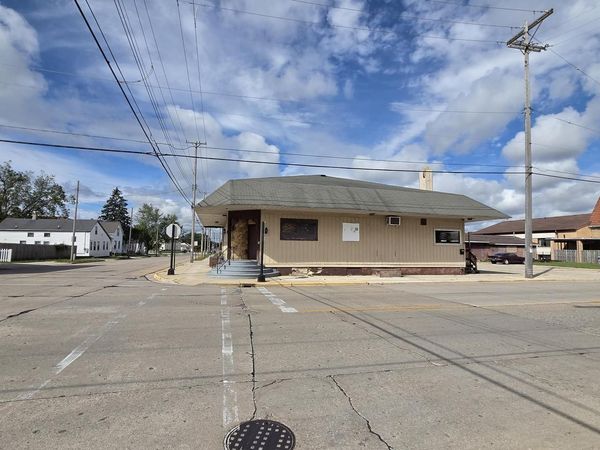 1200 Madison STREET, Two Rivers, WI 54241