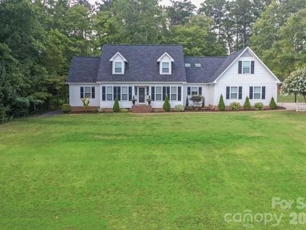 191 Briarwood Drive , Rutherfordton, NC 28139