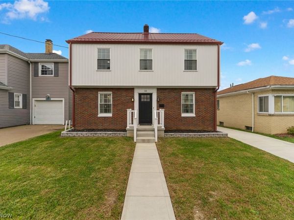 206 Hollywood Boulevard , Steubenville, OH 43952