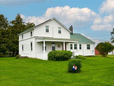 40717 State Route 12, Clayton, NY 13624