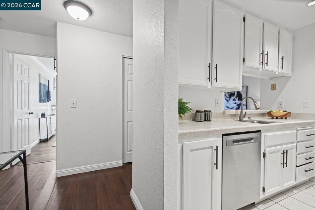 39843 Cedar Blvd, Unit 121, Newark, CA 94560 Main Photo