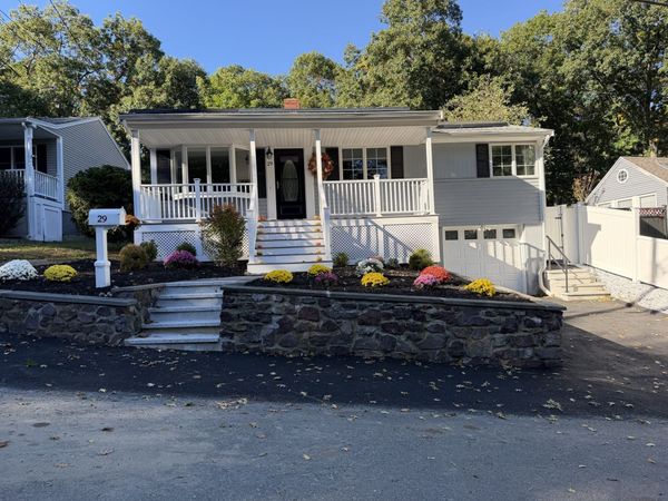 29 Sunnyside Rd, Lynn, MA 01905