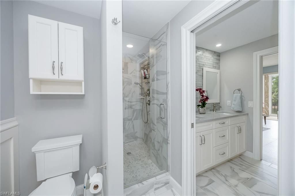 780 Waterford Dr, Unit 202, Naples, FL 34113 Photo