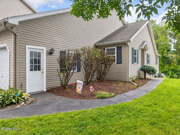 40 Brook Street, Rensselaer, NY 12144