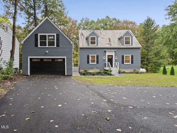 2628 Troy Schenectady Road, Niskayuna, NY 12309