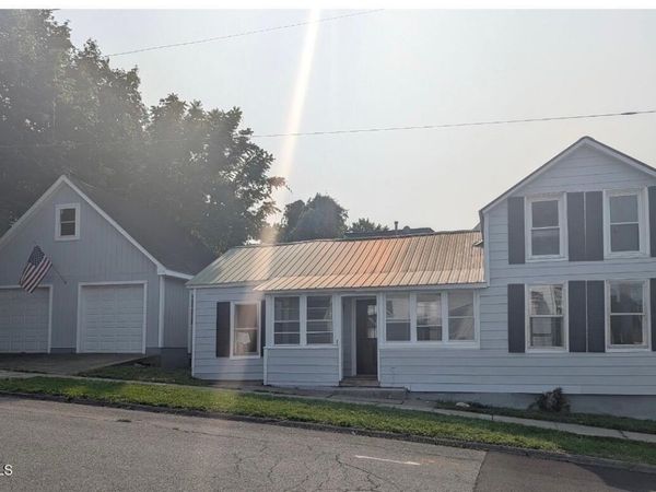 101 Glebe Street, Johnstown, NY 12095