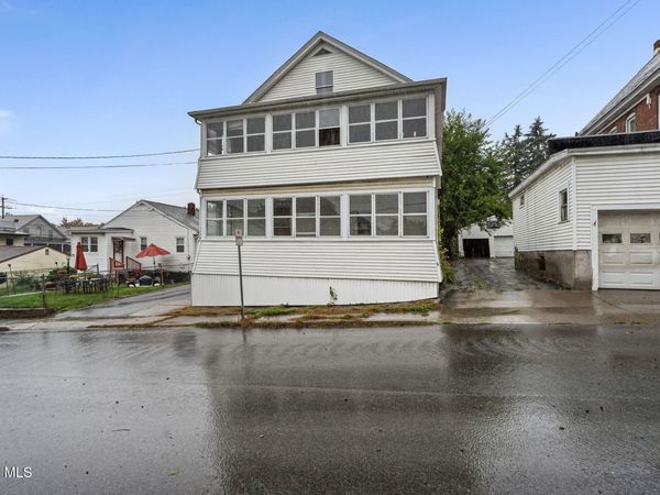 6 Farrell Street, Mechanicville, NY 12118