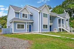 858 Catalpa Court photo 4