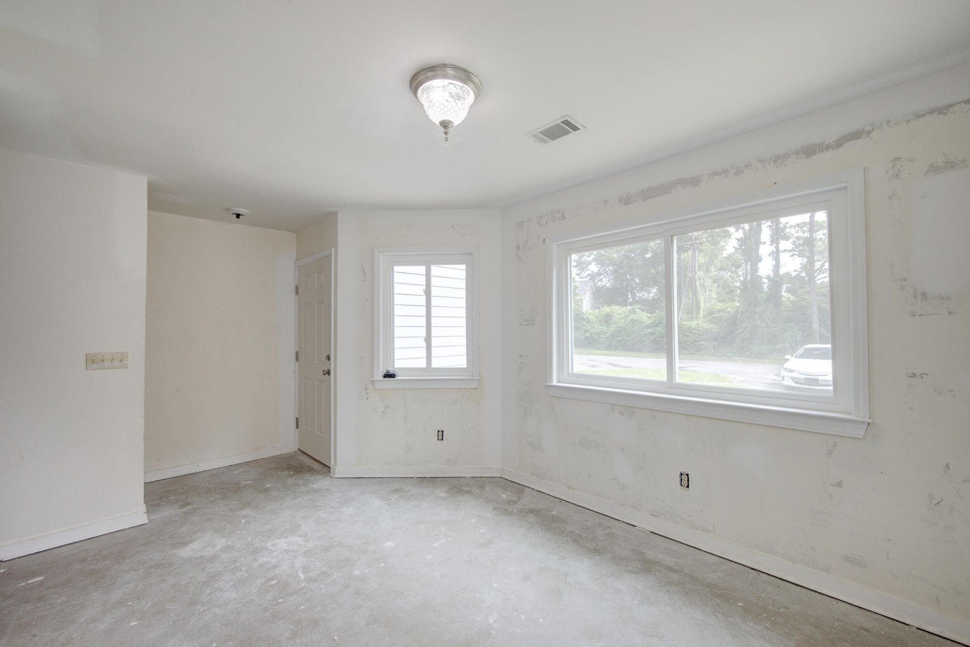 858 Catalpa Court Photo 35