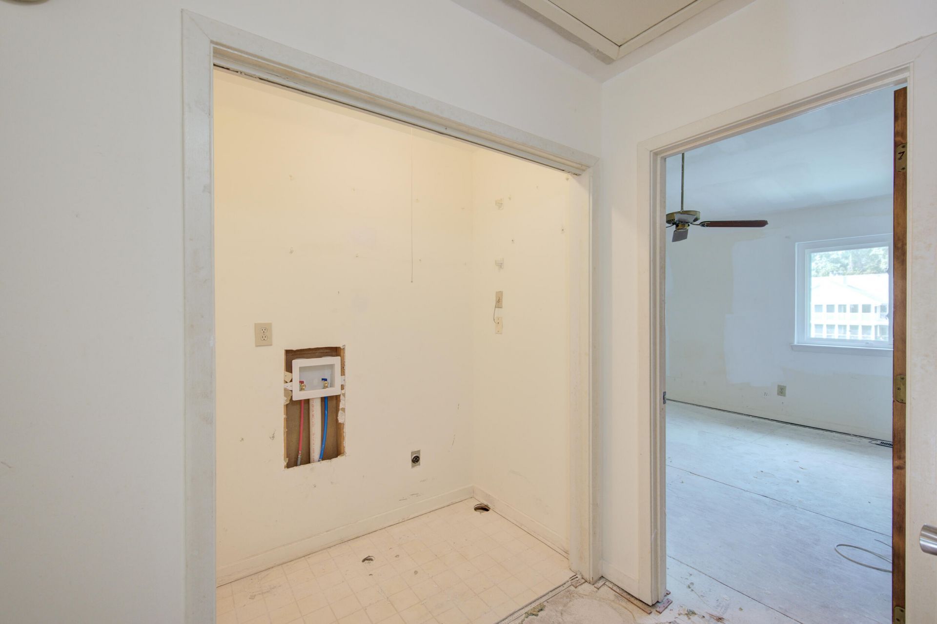 858 Catalpa Court Photo 39