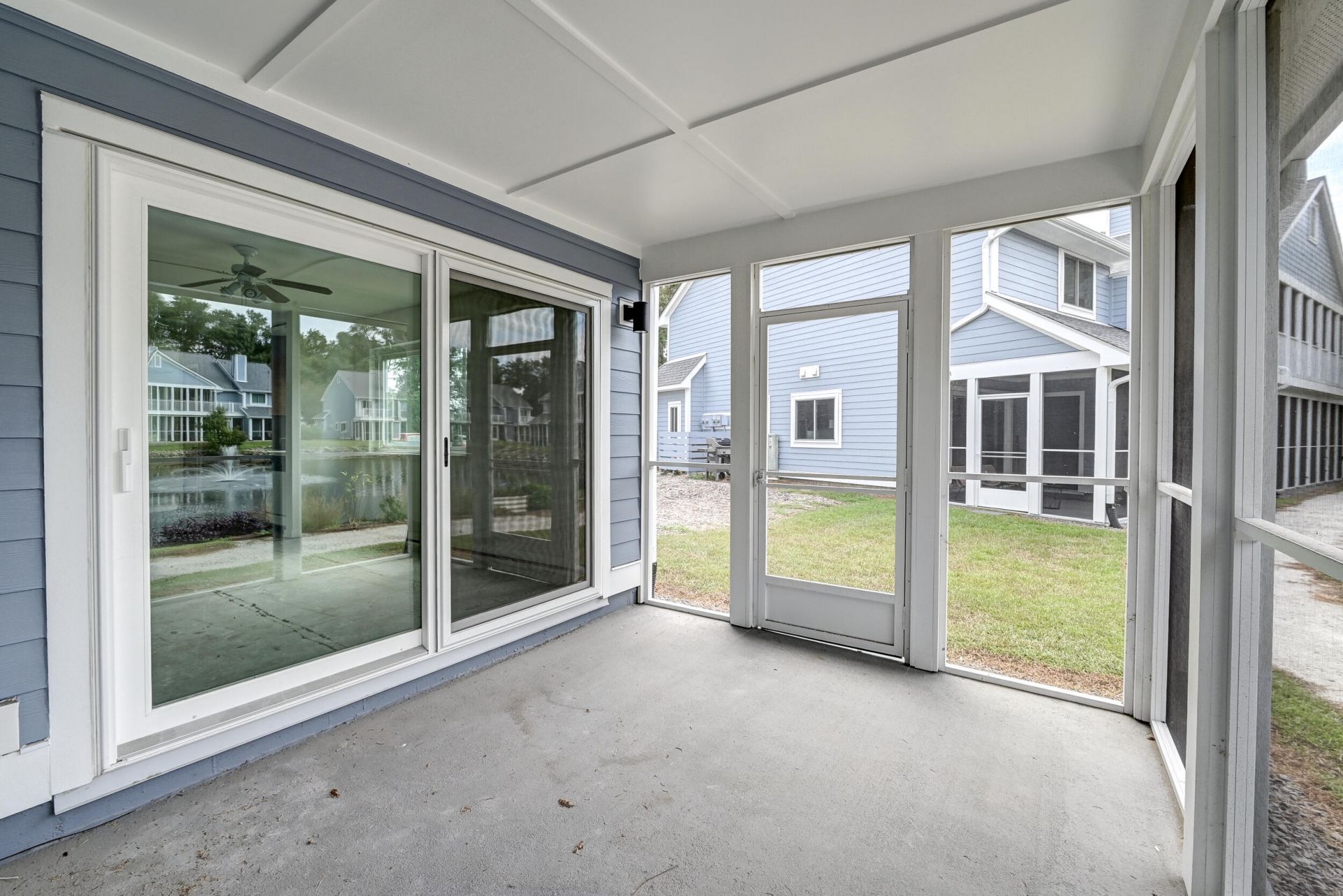 858 Catalpa Court Photo 41