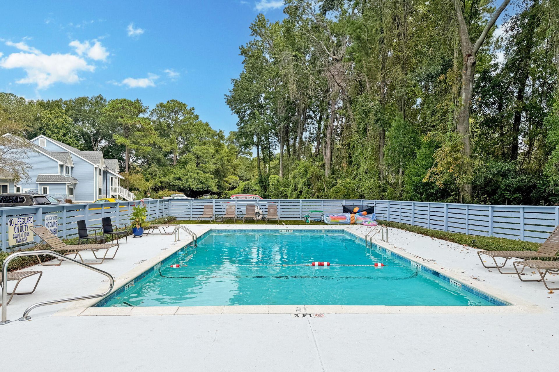 858 Catalpa Court Photo 43