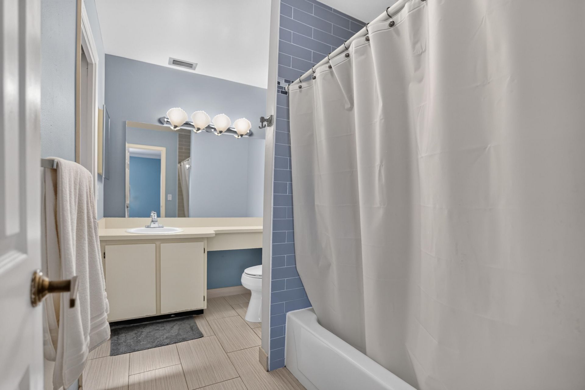 400 Canal Point S, Unit 130, Delray Beach, FL 33444 Photo