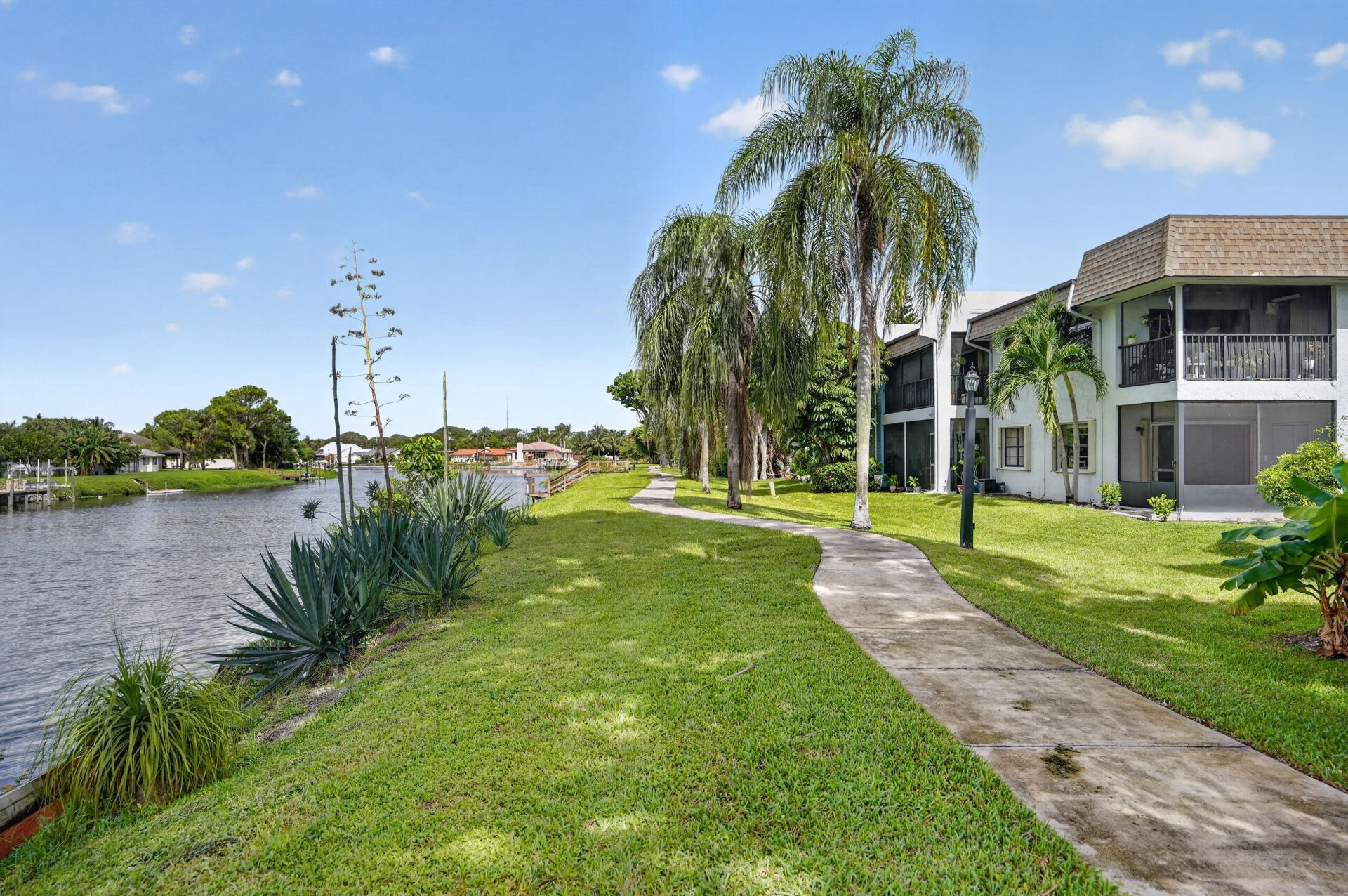 400 Canal Point S, Unit 130, Delray Beach, FL 33444 Photo