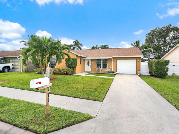 171 Banyan Circle, Jupiter, FL 33458