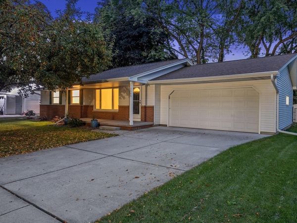 1509 APACHE AVENUE, Green Bay, WI 54313