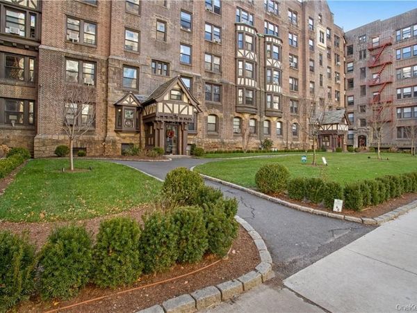 250 Martine Avenue , Unit 2F, White Plains, NY 10601
