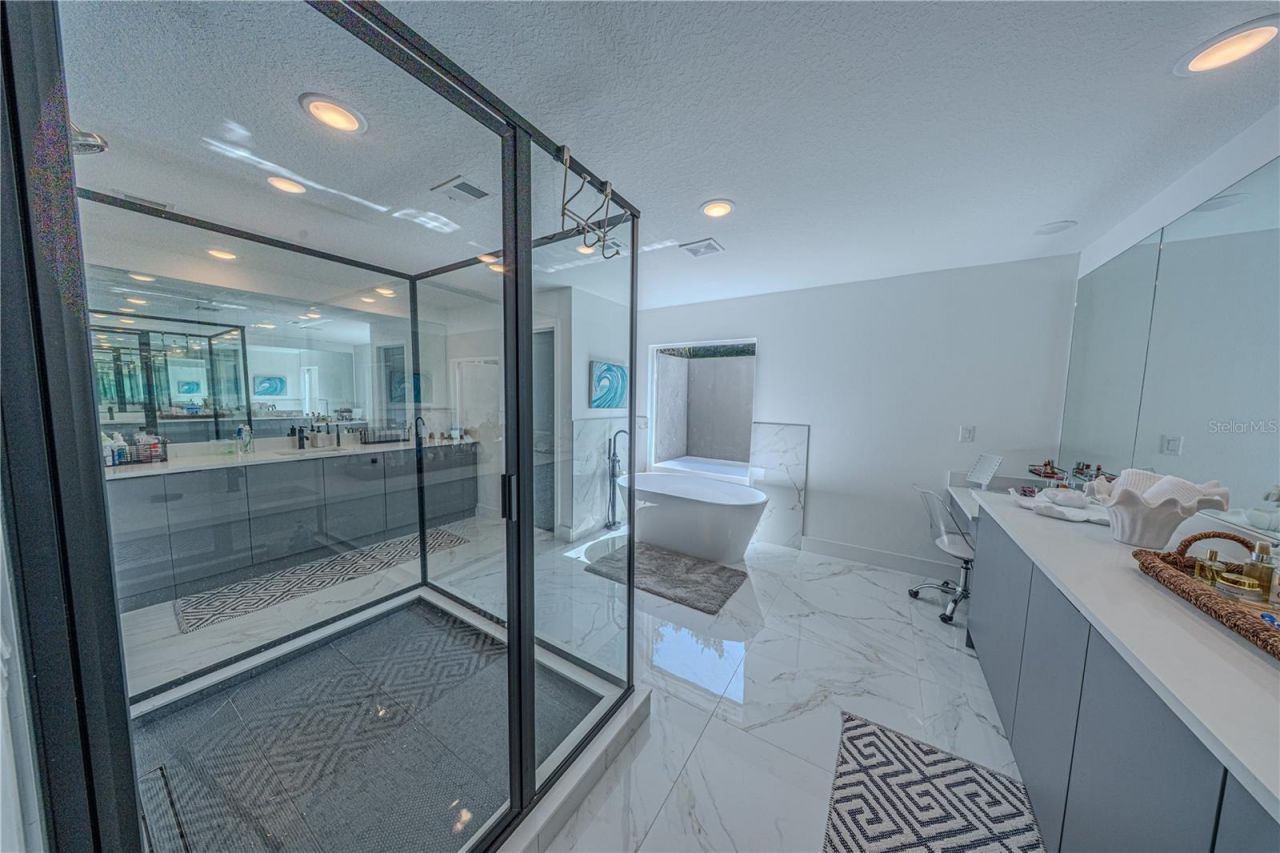 9197 Bay Hill Boulevard, Orlando, FL 32819 Photo
