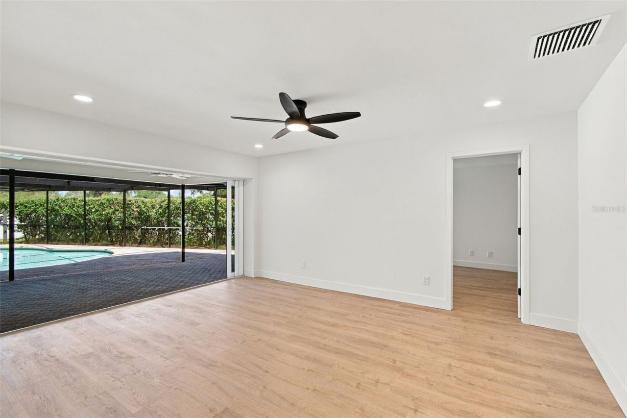 2654 Augusta Drive N, Clearwater, FL 33761 Photo