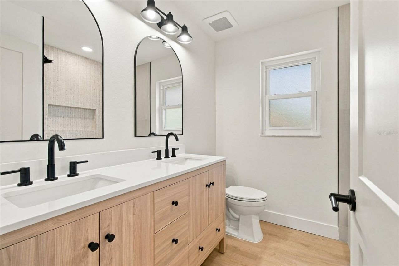 2654 Augusta Drive N, Clearwater, FL 33761 Photo