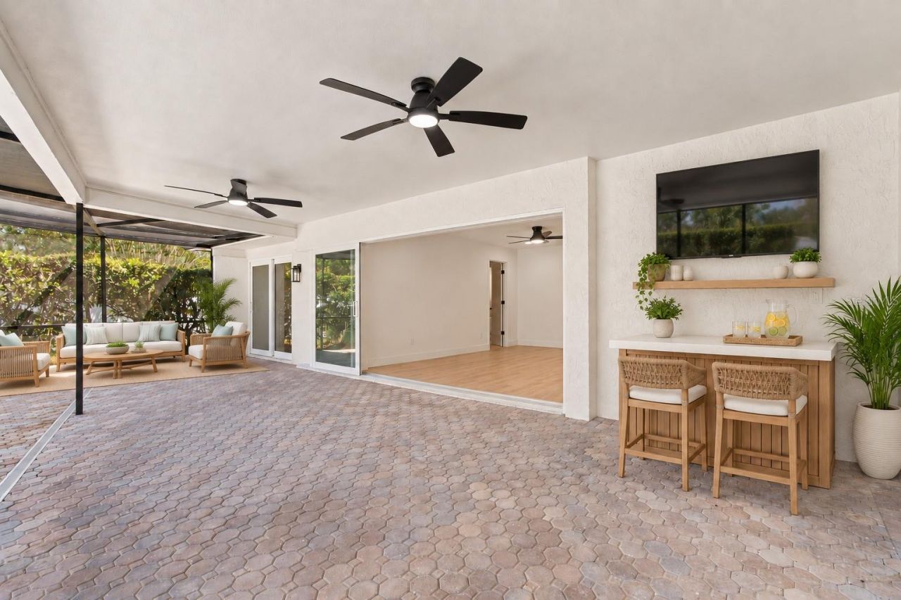2654 Augusta Drive N, Clearwater, FL 33761 Photo
