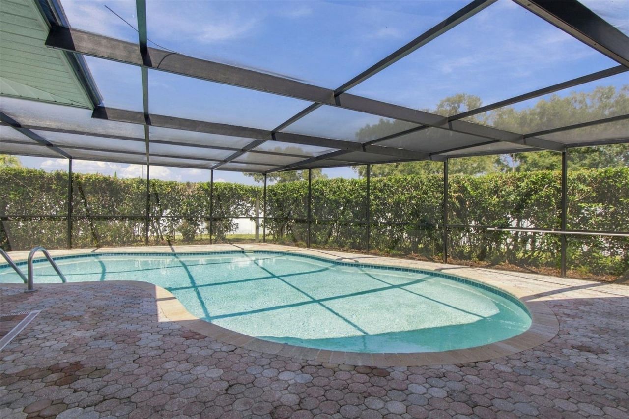 2654 Augusta Drive N, Clearwater, FL 33761 Photo