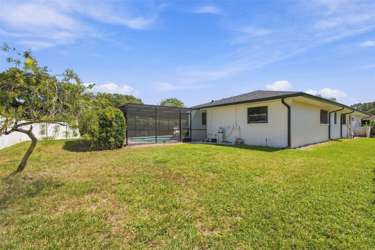 2654 Augusta Drive N, Clearwater, FL 33761 Photo