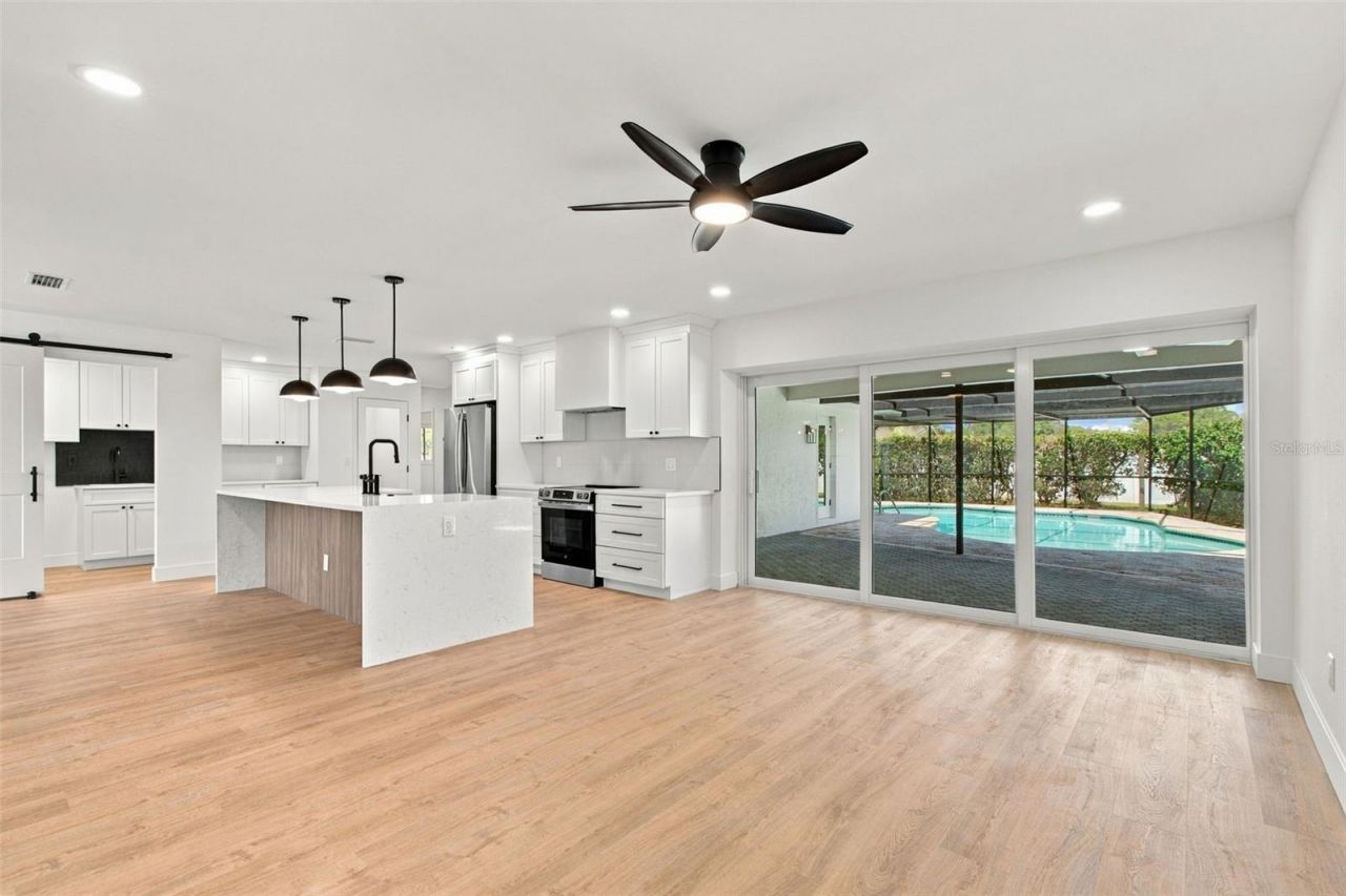 2654 Augusta Drive N, Clearwater, FL 33761 Photo