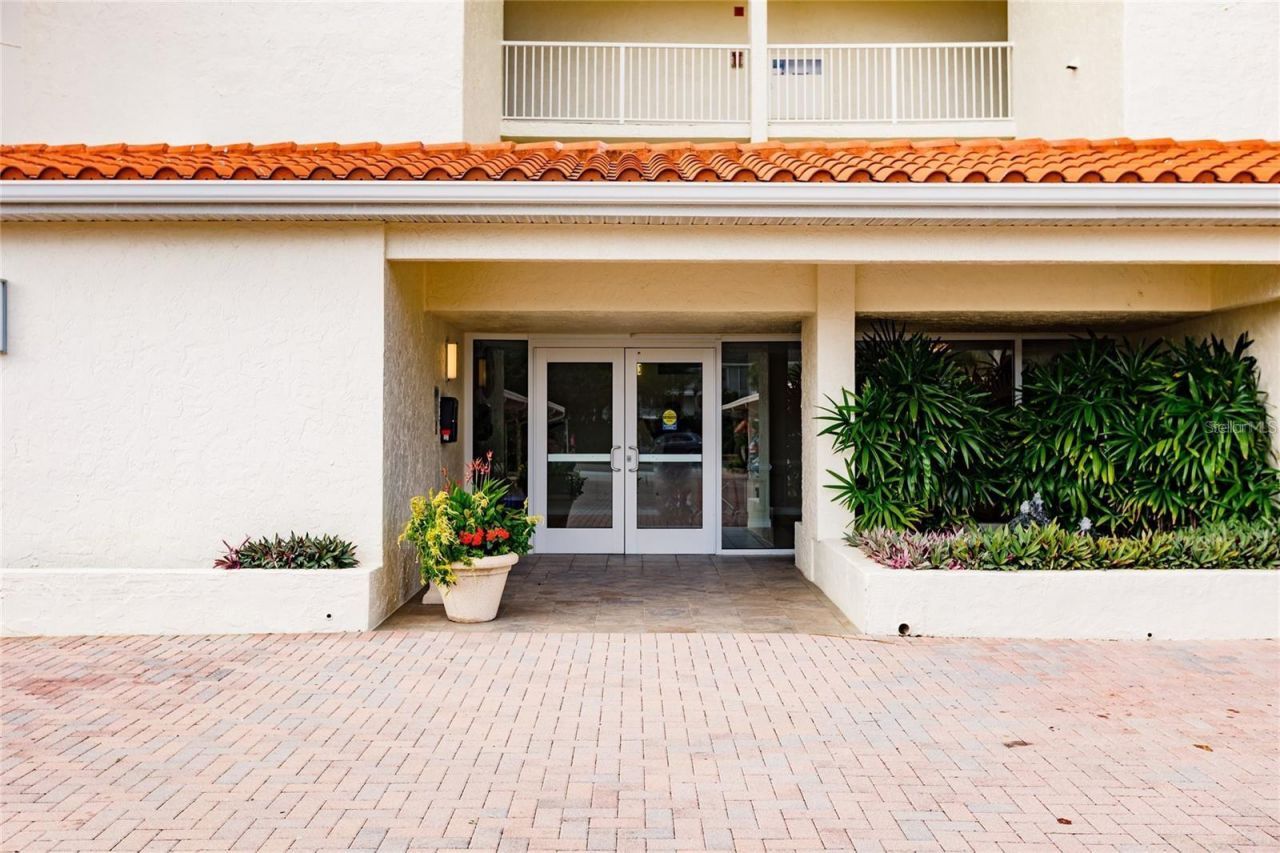 4485 Gulf Of Mexico Drive, Unit 402, Longboat Key, FL 34228 Photo